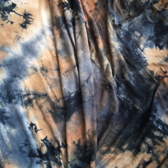 Mists of Avalon Kimono - Picture 3 of 4